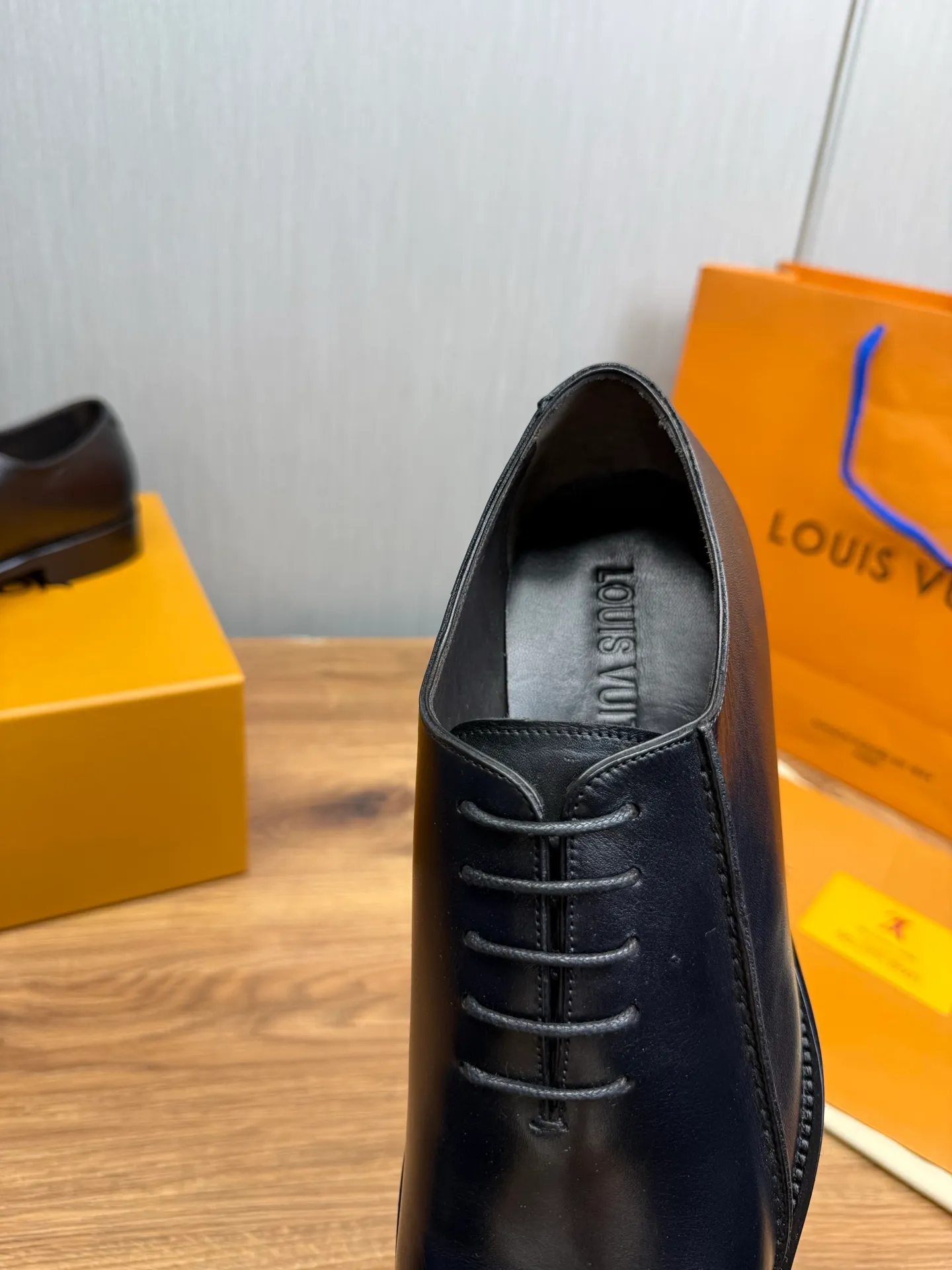 Men's shoes💰760💰 LV. Men's business casual leather shoes, 1:1 shipment ⬆️Luxurious and noble👞All imported original brand leather, just to create a more comfortable wearing experience, upper: original cowhide ➕Imported full cow lining, original leather outsole ✔️36-45 (38.45 non-refundable)